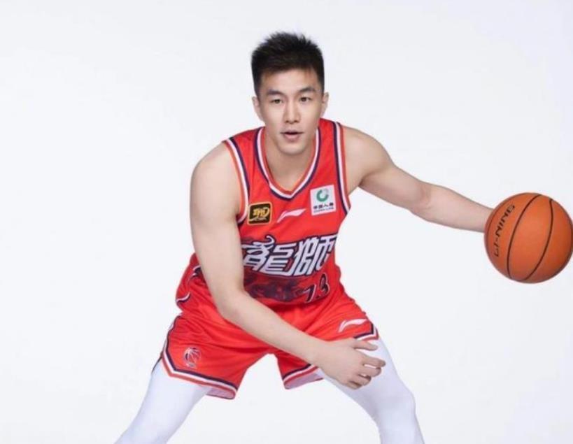 浙江队横扫山西队，郭艾伦状态火热