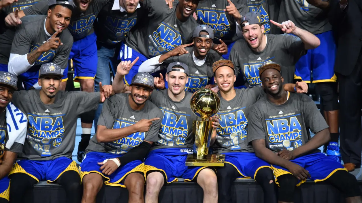 公牛完胜天津队,杜兰特扛起全队 公牛完胜天津队,杜兰特扛起全队